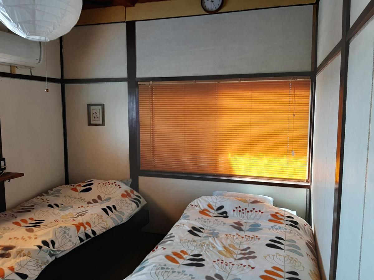 Guesthouse Kume อิมาบาริ ภายนอก รูปภาพ